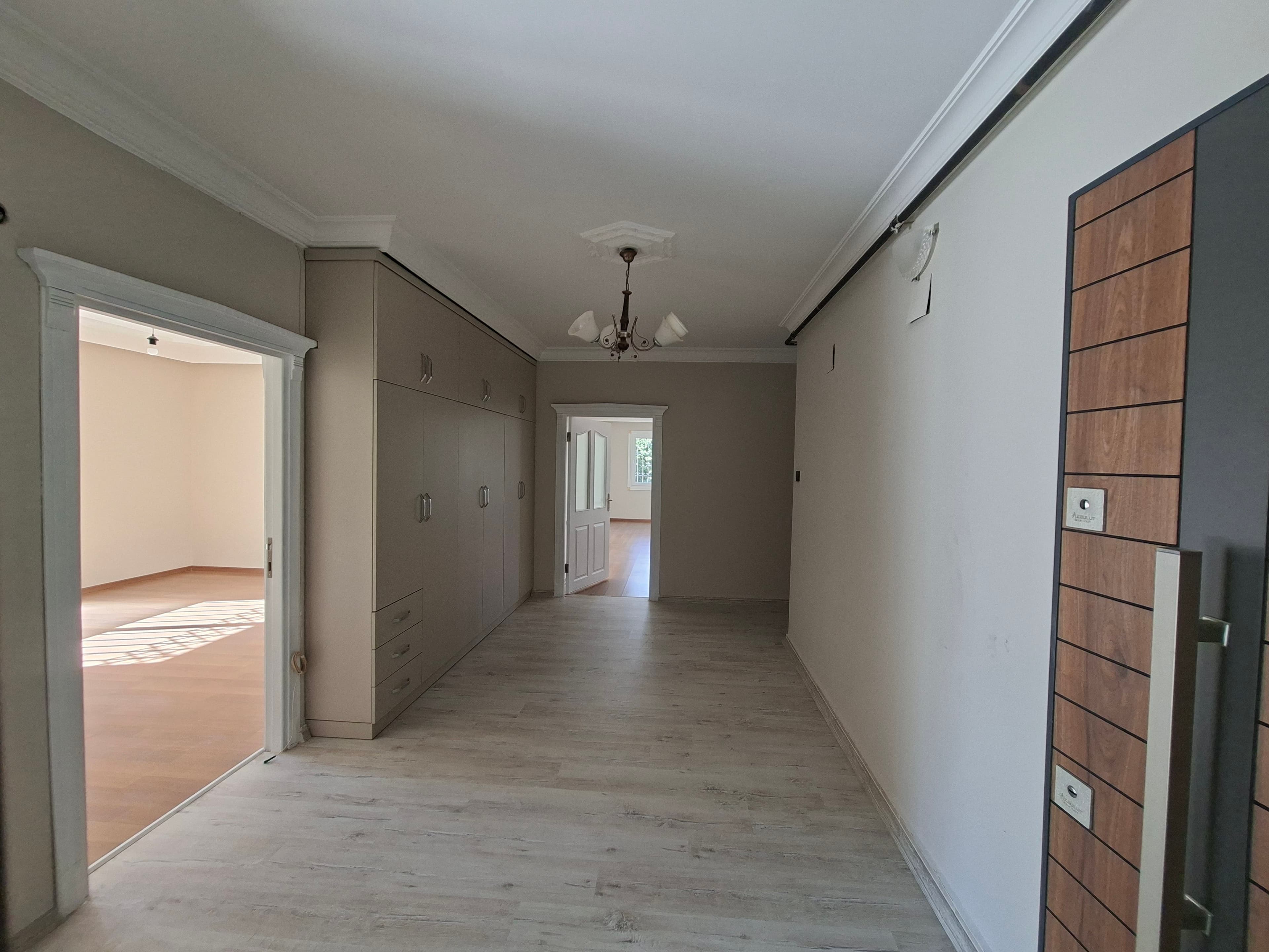 PARS PARTNERS'TAN Limonluk'ta Kiralık Yenilenmiş 4+1