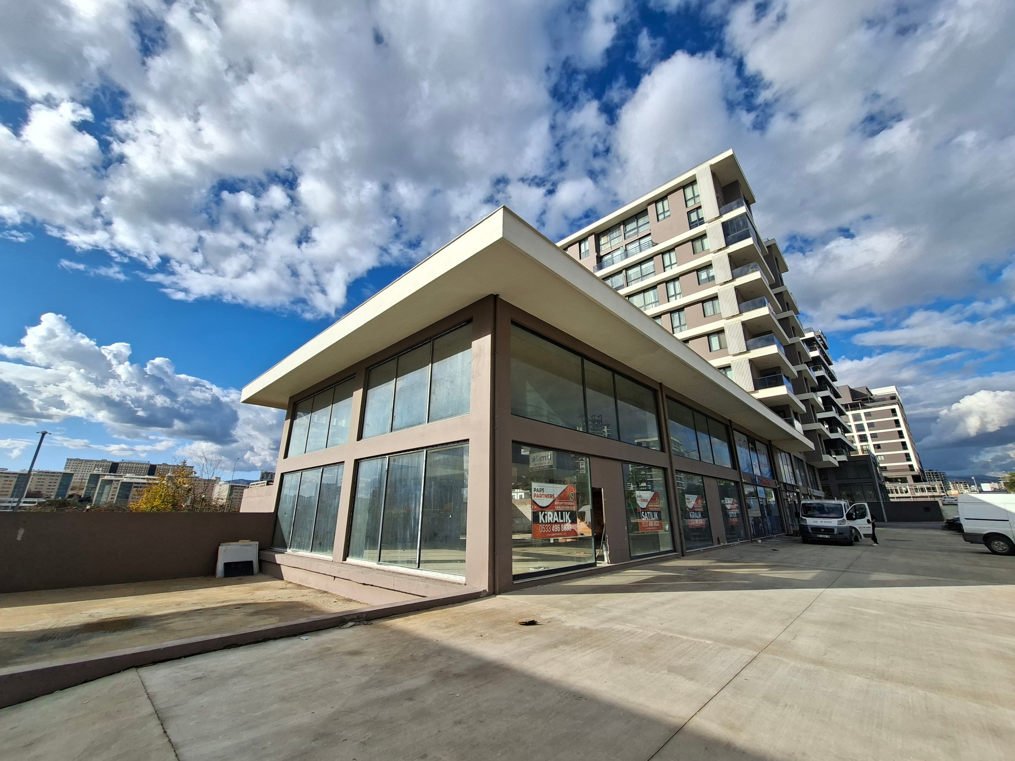 PARS PARTNERS| 34.CADDE'DE SATILIK DÜKKAN