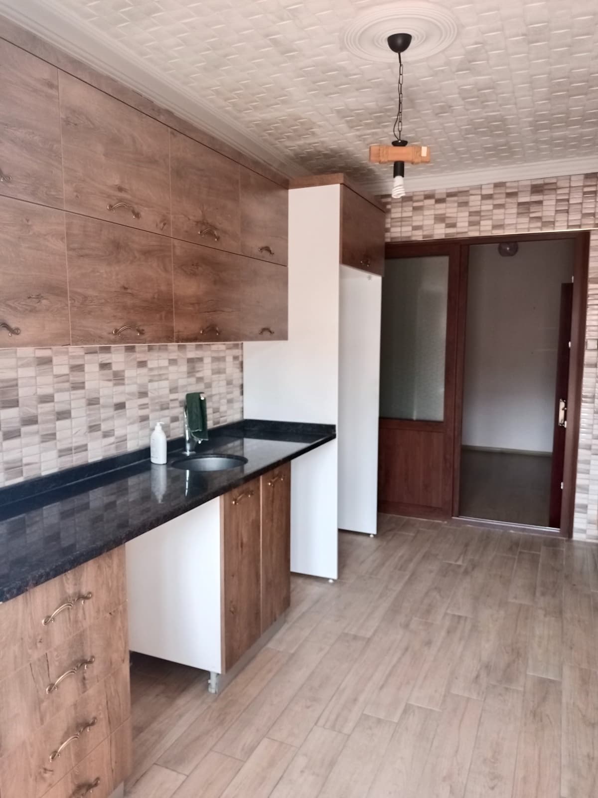 LEMAS EMLAK : CUMHURİYET MAH 3+1 DOĞALGAZLI DAİRE